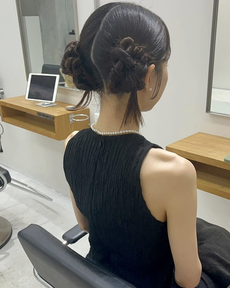 クラシックツインシニヨンの羊ヘアアレンジ｜HAIR SET（box kyoto／京都）