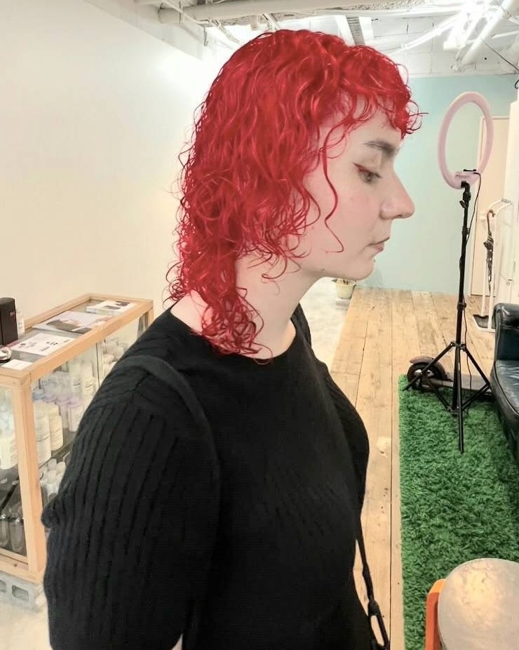 スパイキーレッドのカールマレット｜ケアブリーチ＋カスタムケアカラー＋カット＋PREMIUM CARE（box kyoto／京都）